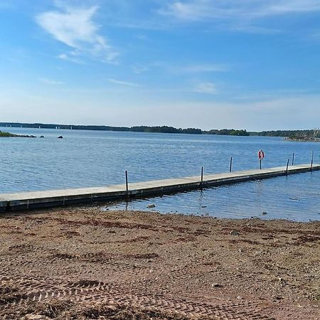 Perchlodge Mönsterås Eksteriør bilde